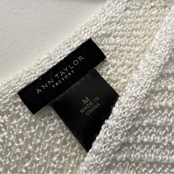 Ann Taylor Factory Sweater Knit Top Cream Ivory US M - Picture 3 of 6